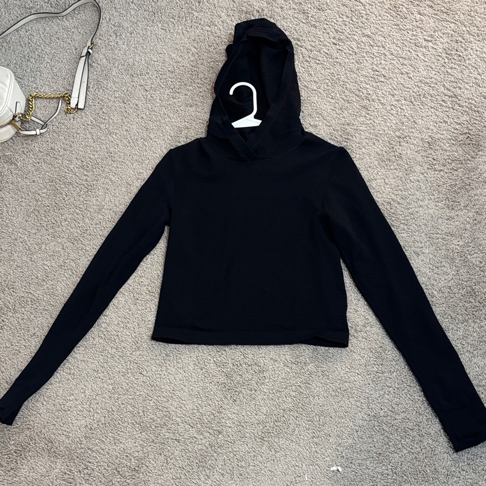 Athletic Black Hooded Long-Sleeve Women's Top